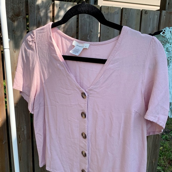 Tops - Picture 3 of 4